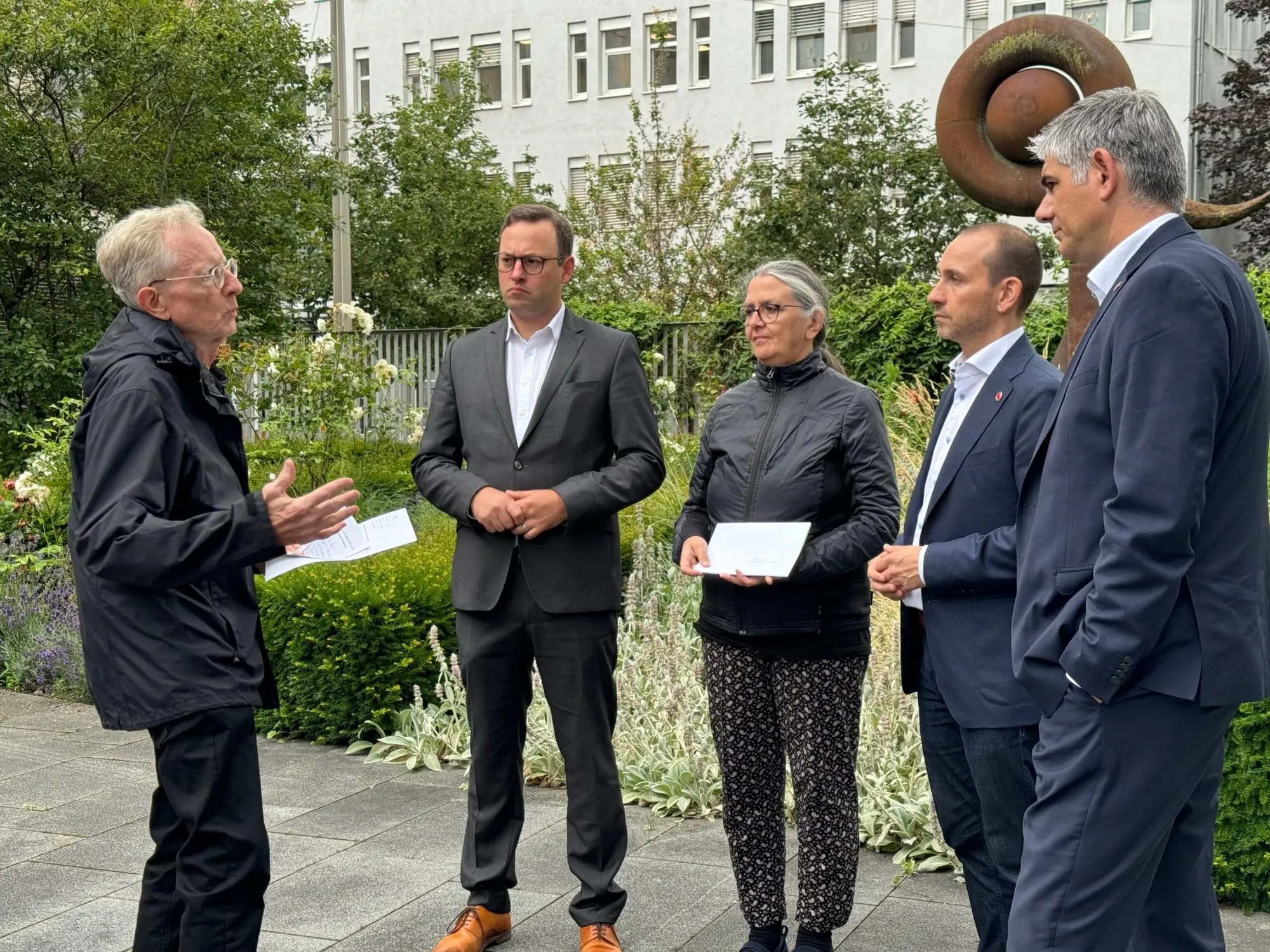 Ansprache an die 3 Bürgermeister, Bild: WindkraftBB